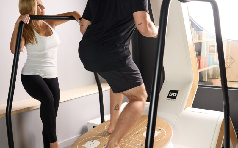 Client de Connexion Pilates utilisant l'appareil Huber 360